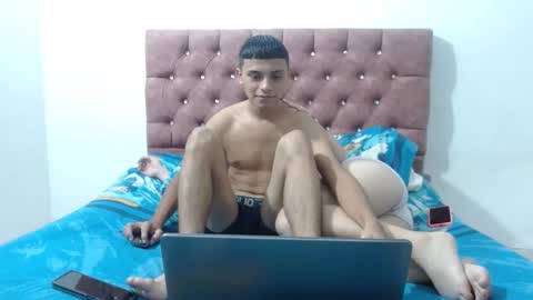 Snapshot of luciana_rober chatting on September 24, 9:21 pm luciana_rober online show from September 24, 9:21 pm