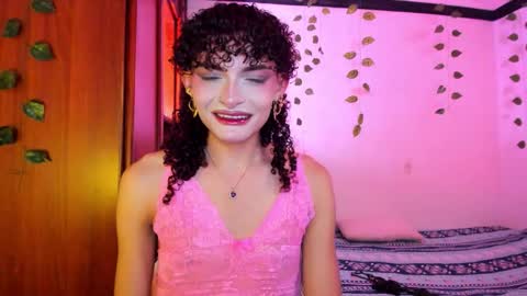 Lucy or Lucian 3 Come to my social Links3   online show from November 23, 8:45 am