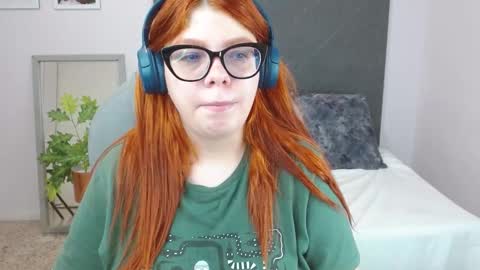 Lucie   online show from January 10, 10:36 pm