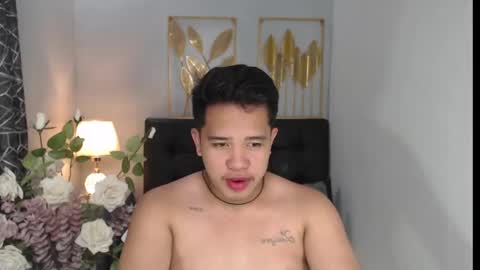 Luciferhotcum online show from February 11, 1:20 pm