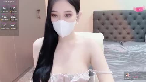 lucii04 online show from January 16, 9:13 pm