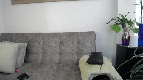 luciiana online show from May 8, 4:23 pm