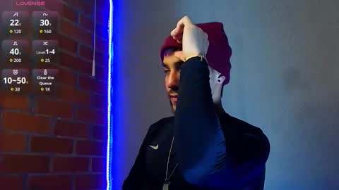 lucky_blessed online show from January 6, 4:49 am