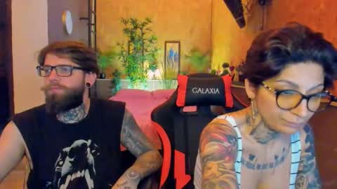 lucky_deniz online show from April 2, 11:33 pm