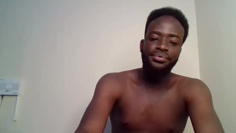 Snapshot of luckycharly chatting on October 5, 4:47 pm MASTER  DOM online show from October 5, 4:47 pm