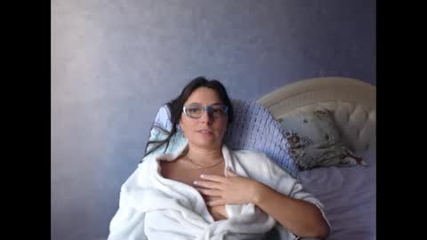 luckylinda23 online show from September 13, 9:56 am