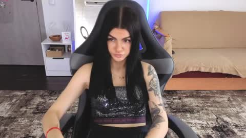 Monika online show from April 1, 9:10 am