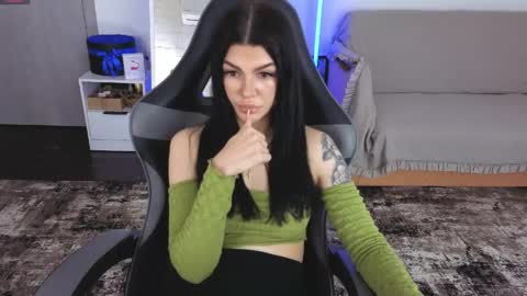 Monika online show from May 8, 8:42 am