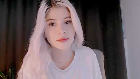 Snapshot of luckysapphire777 chatting on September 22, 10:36 pm luckysapphire777 online show from September 22, 10:36 pm