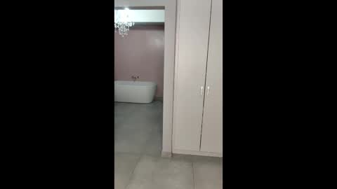 Lucy online show from February 20, 7:05 pm