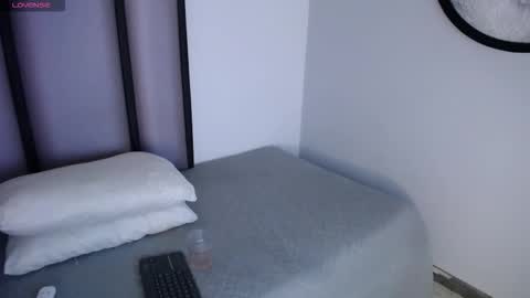   online show from September 26, 5:59 am