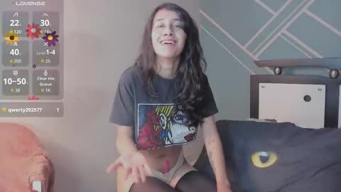 Lucy Herrera online show from September 17, 1:42 am