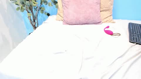 lucy_canel online show from October 13, 10:34 pm