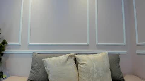 lucy_canel online show from January 7, 7:19 pm