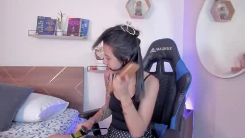 Your Lucy online show from March 31, 12:22 am