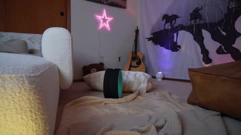 Lucy. online show from February 27, 11:48 pm