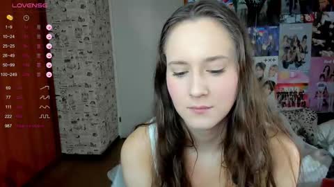 Lucy Rose online show from October 15, 5:11 am