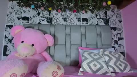 Lucy online show from May 10, 11:27 am