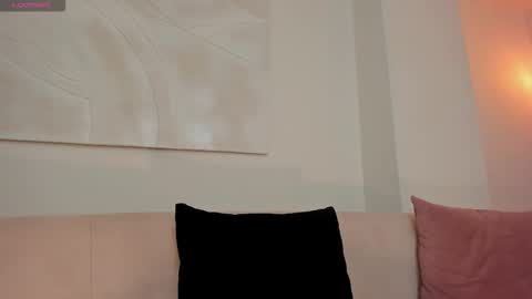 Snapshot of lucyweiss_ chatting on October 11, 9:07 pm Lucy online show from October 11, 9:07 pm