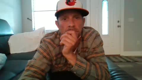 luiggii0904 online show from December 21, 9:36 pm