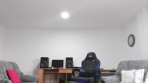 Snapshot of luigielporno chatting on October 25, 2:28 pm Luigi online show from October 25, 2:28 pm