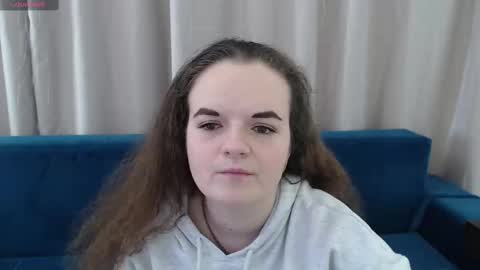 Snapshot of luisa_rosee chatting on February 27, 6:57 am Luisa Rosee online show from February 27, 6:57 am