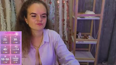 Snapshot of luisa_rosee chatting on September 17, 7:06 pm Luisa Rosee online show from September 17, 7:06 pm