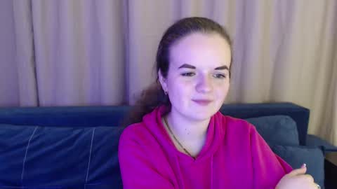 Snapshot of luisa_rosee chatting on March 2, 9:11 pm Luisa Rosee online show from March 2, 9:11 pm