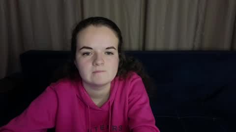 Snapshot of luisa_rosee chatting on February 16, 3:48 pm Luisa Rosee online show from February 16, 3:48 pm