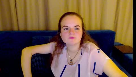 Snapshot of luisa_rosee chatting on February 21, 5:09 pm Luisa Rosee online show from February 21, 5:09 pm