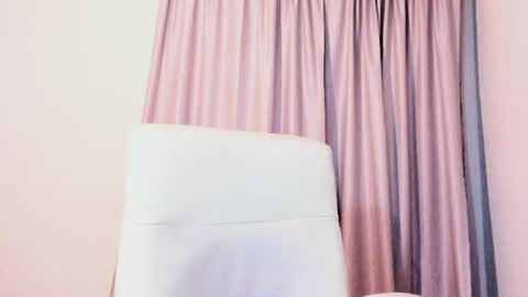 Luisa Diaz online show from June 23, 3:25 am