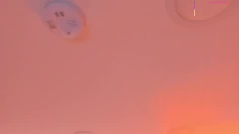 L U I S A online show from February 7, 8:23 pm