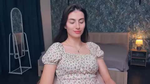 Snapshot of luisatsing chatting on October 23, 5:53 am Luisa online show from October 23, 5:53 am