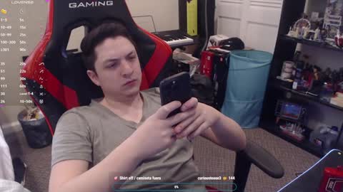 Luisdiaztube online show from January 13, 7:10 pm