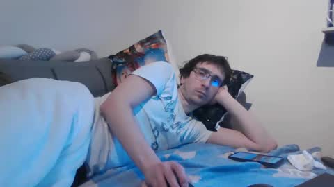 Snapshot of luismcawesome chatting on February 26, 8:06 am Luis online show from February 26, 8:06 am