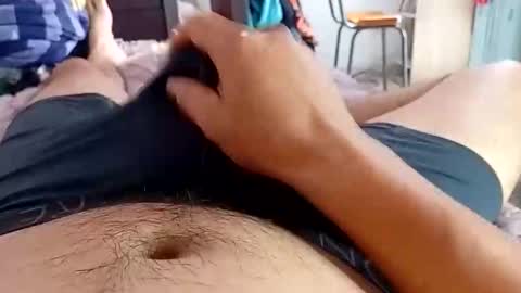 luismor93 online show from April 14, 1:58 pm