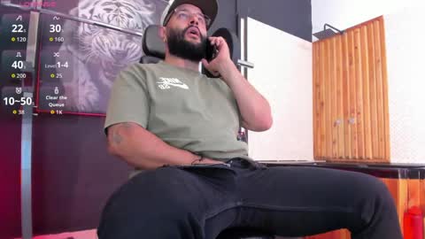 LUKE online show from April 2, 12:40 am