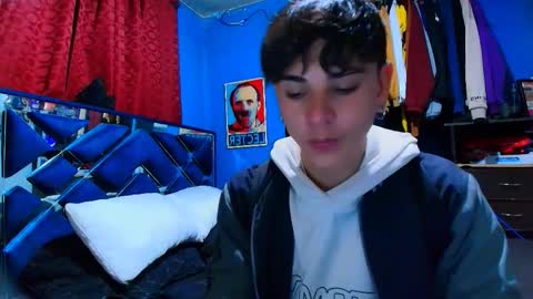 Luke online show from April 1, 2:34 am