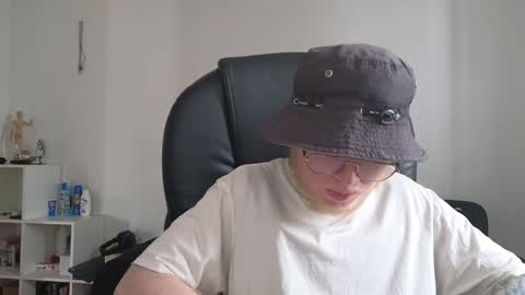 LUKEFTM online show from January 5, 4:16 pm