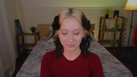 lullypopa online show from April 16, 8:58 am