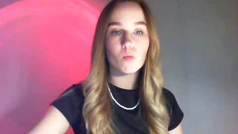 Snapshot of lulu_baby1 chatting on February 20, 6:57 pm Lulu Baby18 online show from February 20, 6:57 pm