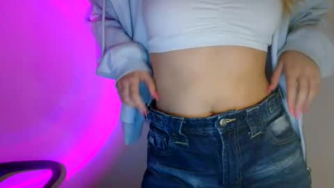 Snapshot of lulu_baby1 chatting on September 25, 8:05 pm Lulu Baby18 online show from September 25, 8:05 pm