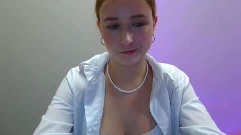 Snapshot of lulu_baby1 chatting on October 9, 8:03 pm Lulu Baby18 online show from October 9, 8:03 pm