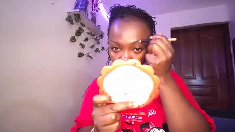 lulu_sparks1 online show from September 19, 8:40 am