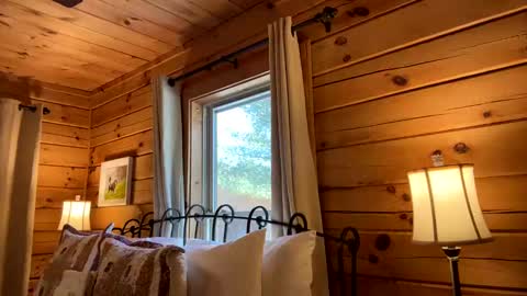 Snapshot of lulupixxx chatting on January 14, 5:56 pm Connie online show from January 14, 5:56 pm