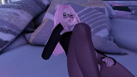 lumipink online show from November 9, 6:28 am