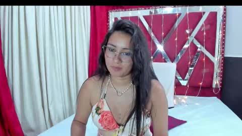 Luna  online show from November 21, 11:03 pm