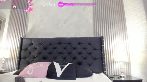Snapshot of luna__dance chatting on September 15, 12:56 am Luna online show from September 15, 12:56 am