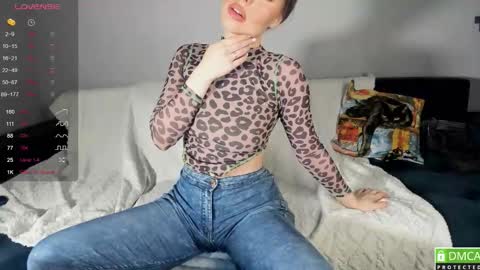 Alice online show from March 18, 2:28 am