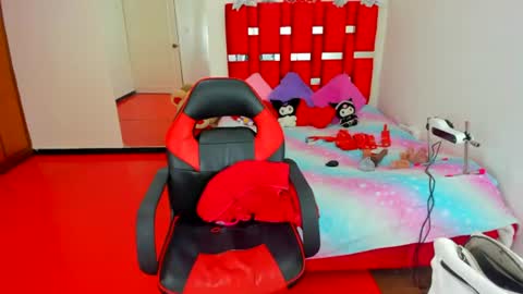 luna_analya online show from July 9, 1:20 am